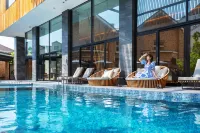 GARDEN TERRACE FUKUOKA HOTELS&RESORTS - Pools