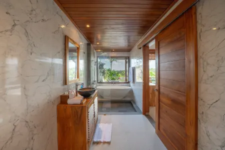 Kaki Uma Villa