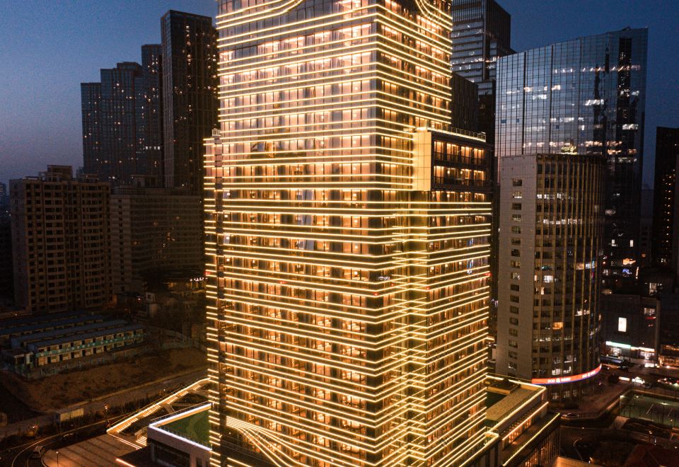 [칭다오 이하이 가든 호텔의 로비 전경]