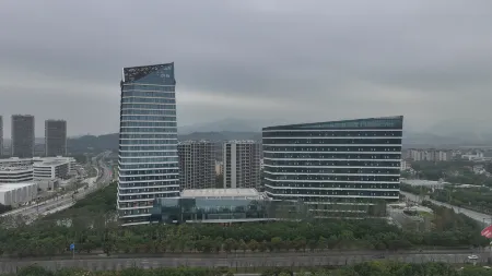 Grand New Century Hotel Vangu Lanxi