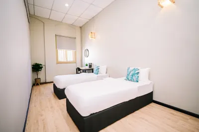 Swing & Pillows @ 87 Chulia St, Georgetown Penang Hotels in 