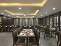 Palazzo Da Nang Beach Hotel Hotels in Da Nang