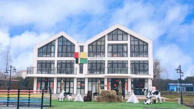 Pastoral Art Museum Art Homestay Отели рядом с достопримечательностью «Shanghai Jinshan Zhangyanzhen Community School»