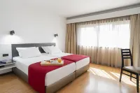 Hotel Amadeos - Matosinhos - Porto Hotels near JumpYard Matosinhos