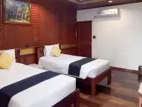 Waraporn Grand Mountain Hotel Hotels in Wang Saphung