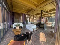 Mouding Tranquil Lakeside Retreat Hotels in Mouding