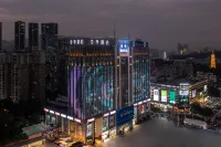 全季酒店（深圳龍華地鐵站店） 深圳酒店
