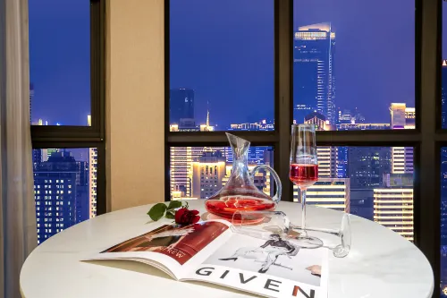 Kunming Lirui Hotel (Plateau Pearl International Trade City) - Kaplıcalı
