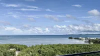 West Plaza Hotel at Lebuu Street - Ocean View