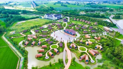 Bai Ma Lake Wetland Hotel