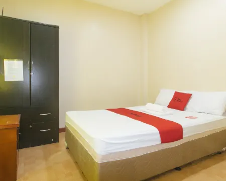 RedDoorz Near Talisay District Hospital Hotels in Talisay
