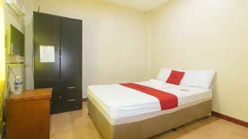 RedDoorz Near Talisay District Hospital Hotels in Talisay