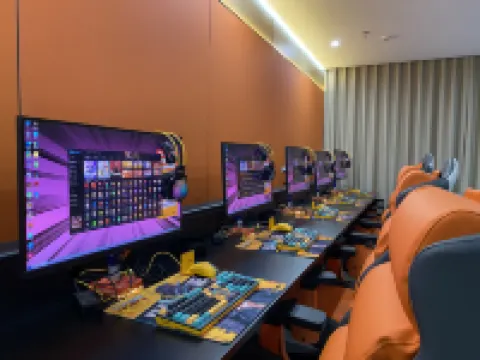 HY E-Sports Hotel
