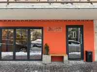 City Centre Hotel Hotels near Ֆրանսիայի հրապարակ