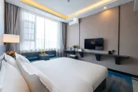 Dali Yilong Xicheng International Hotel