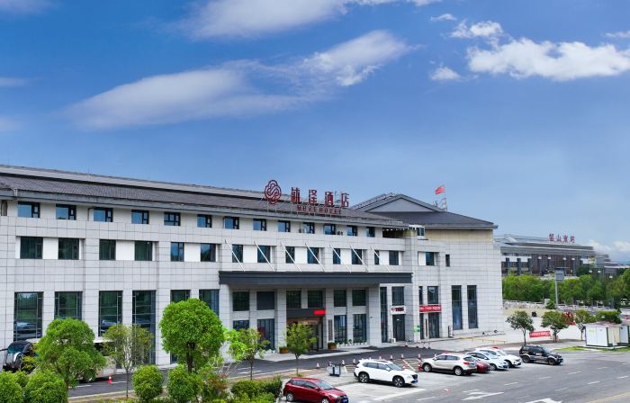 Muze Hotel