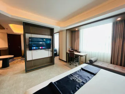 Grand Anara Airport Hotel