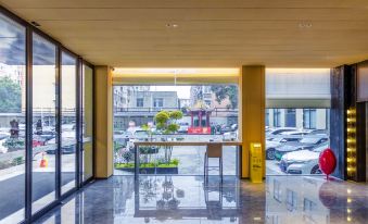 Xuchang Tangyue Mercure Hotel (Pang Donglai Times Square)
