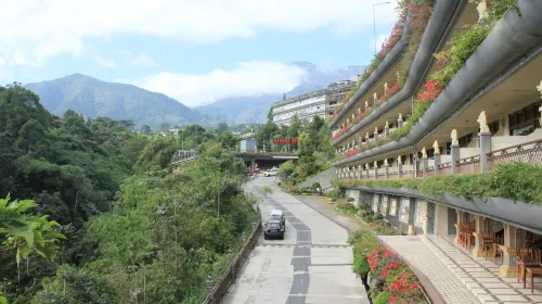 Seruni Hotel Gunung Gede