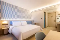 HanTing Hotel (Zhumadian Zhengyang) Отели в г. Чженян