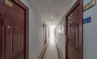 Luliang City Homestay (Hangzhou Bay Century City)