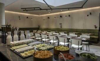 HOTIDAY Room Collection - Milano Cinque Giornate