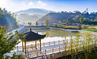 Liangnong Weide Homestay