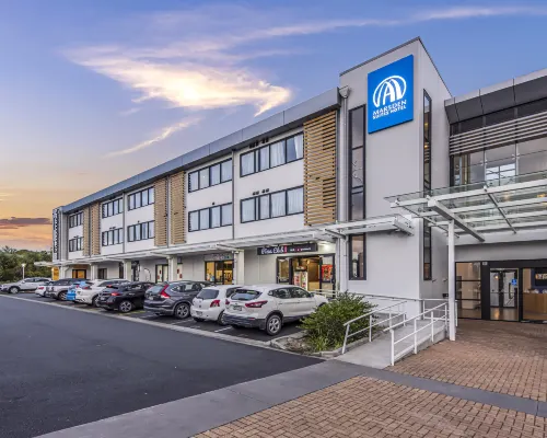 Marsden Suites Albany Hotels near QBE Stadium Function Centre