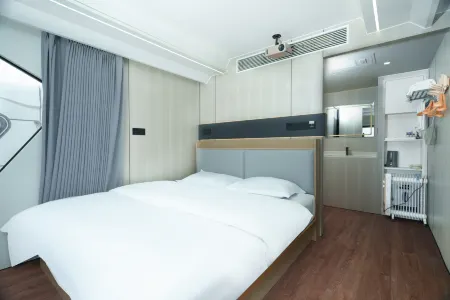 Camp in the stars above the clouds