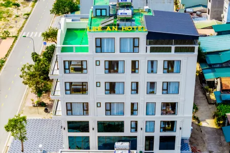 Lee An Hotel Отели в г. Van Don District
