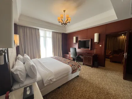 8&9Hotel Отели рядом с Аэропорт Пуэнт-Нуар Агостино Нето