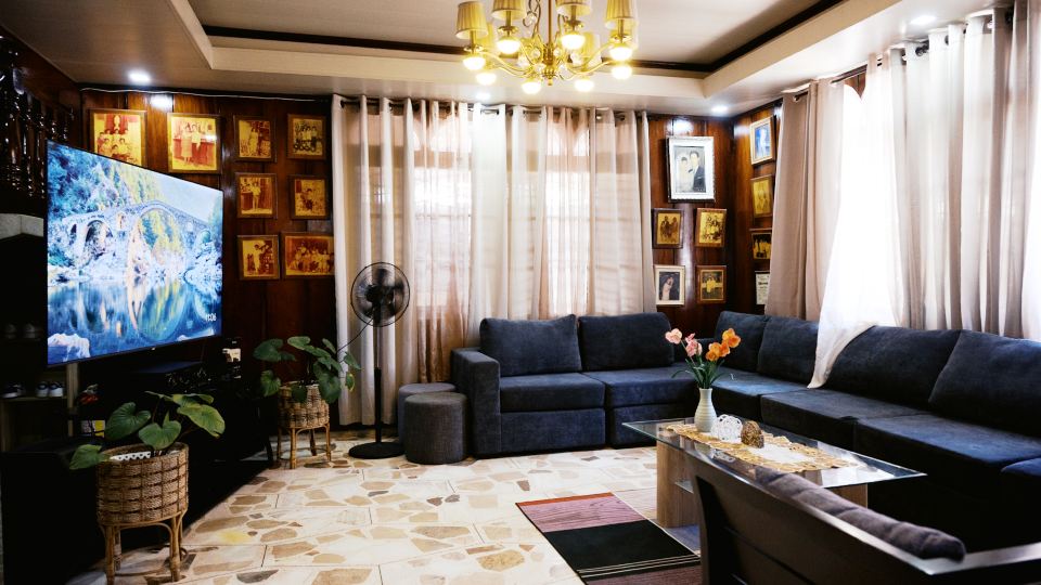 Topaz Bed and Breakfast Hotel