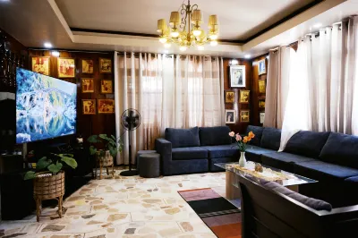 Topaz Bed and Breakfast Hotel