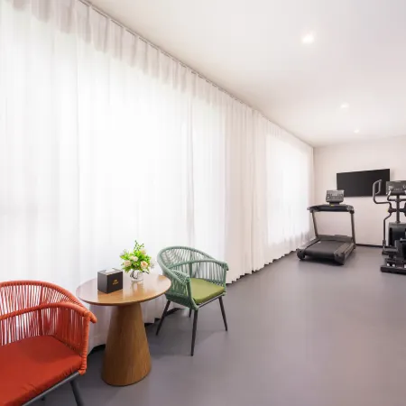 Taoli Liushu Hotel