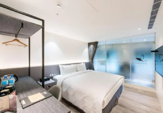 آر إف هوتل - شونغشياو Hotels near Raohe Street Tourist Night Market