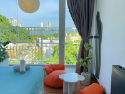 Corgi House Danang - Steps from Dragon Bridge Hotels near Da Nang Museum of Cham Sculpture