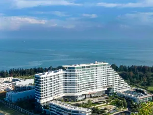 HUALUXE Beihai Silver Beach Resort
