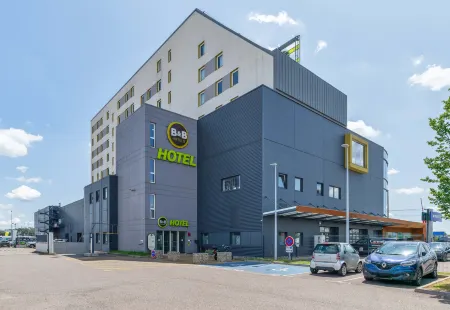 B&B Hotel Lyon Sud États-Unis Отели в г. Венисьё