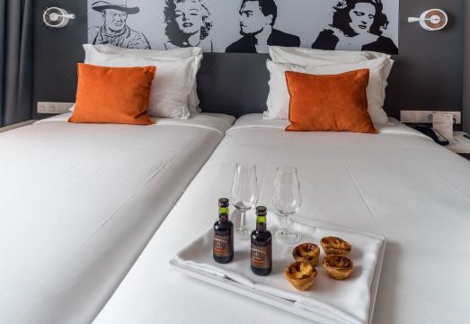 스타 인 리스본 에어포트 객실