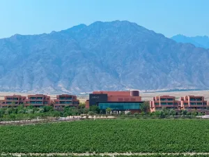Yinchuan Helan Anmo Hotel