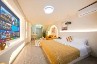 Senye · Joyful | Designer Luxury | Movie Homestay