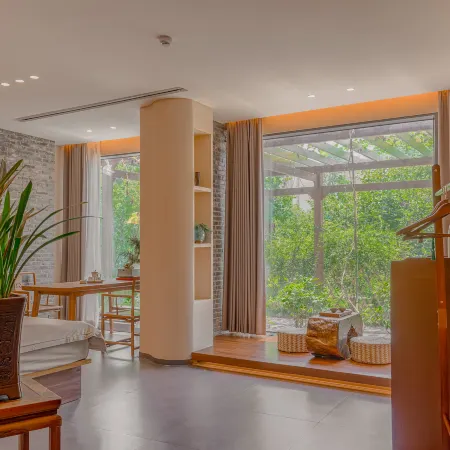 Zunyang Hidden House Garden Homestay (Suning Plaza Branch)