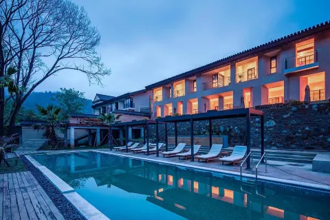Longnan Crossing Yunshan Residence
