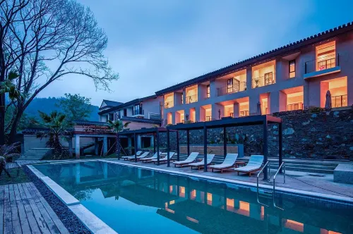 Longnan Crossing Yunshan Residence Hotel a Longnan