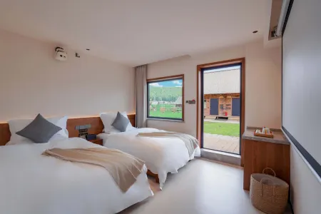 Silent Horizon Mountain Lodge