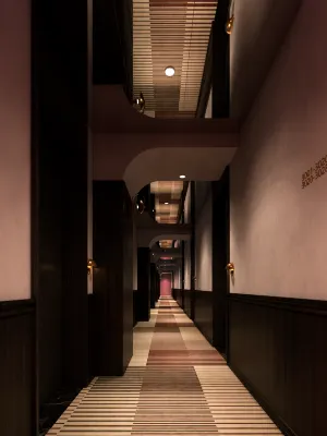 โรงแรมเฮย์ เฮสเซนลี - ที่มีที่จอดรถ