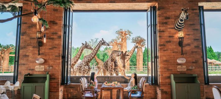 All Love Park Giraffe Manor Hotel Hotels in Qihe County