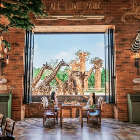 All Love Park Giraffe Manor Hotel