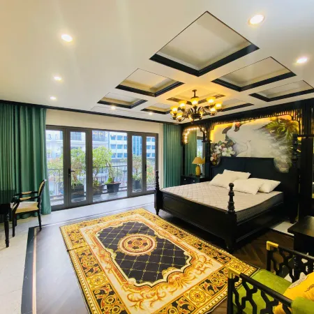 The Bamboo Palace Hotel & Residences Отели рядом с достопримечательностью «Бухта Халонг»