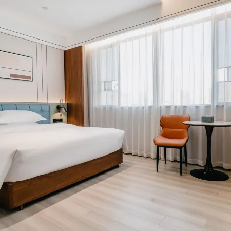 Yizhi Hotel (Qingyuan Yingde Binjiang Park Branch)